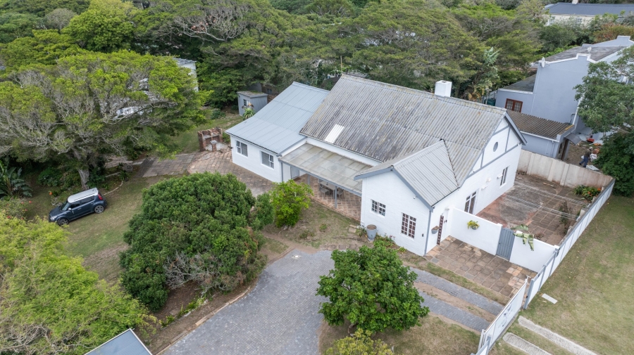 8 Bedroom Property for Sale in West Bank Eastern Cape